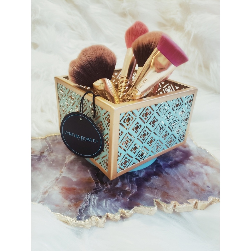 Cynthia Rowley Spinning Makeup Brush/Utensil Holde